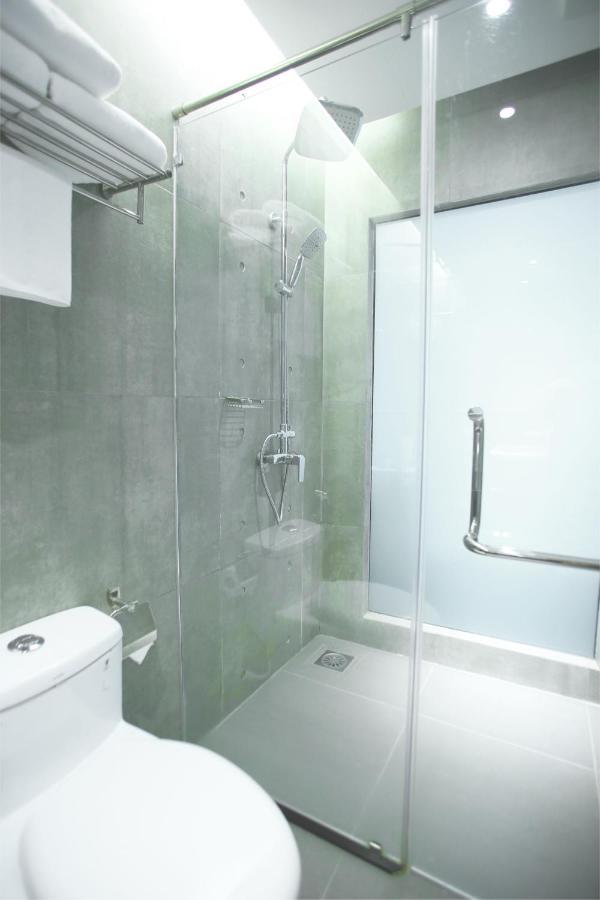 Fives Hotel Dnp Johor Bahru Exteriér fotografie